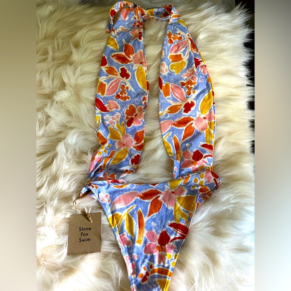 AZALEA ONE PIECE STONE FOX SWIM NWT - Picture 3 of 5
